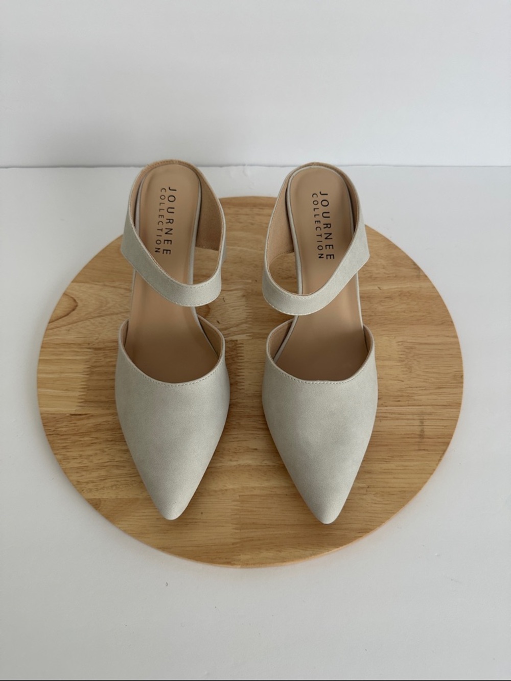 Journee Collection Maevali Womens Pointed Stiletto Heel Pumps